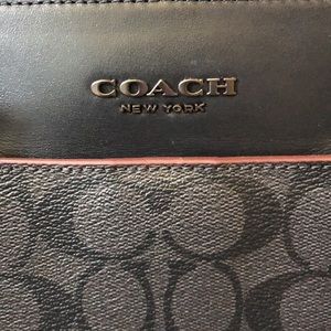 COACH:BECKETT STRUCTURED BRIEF IN SIGNATURE CANVAS